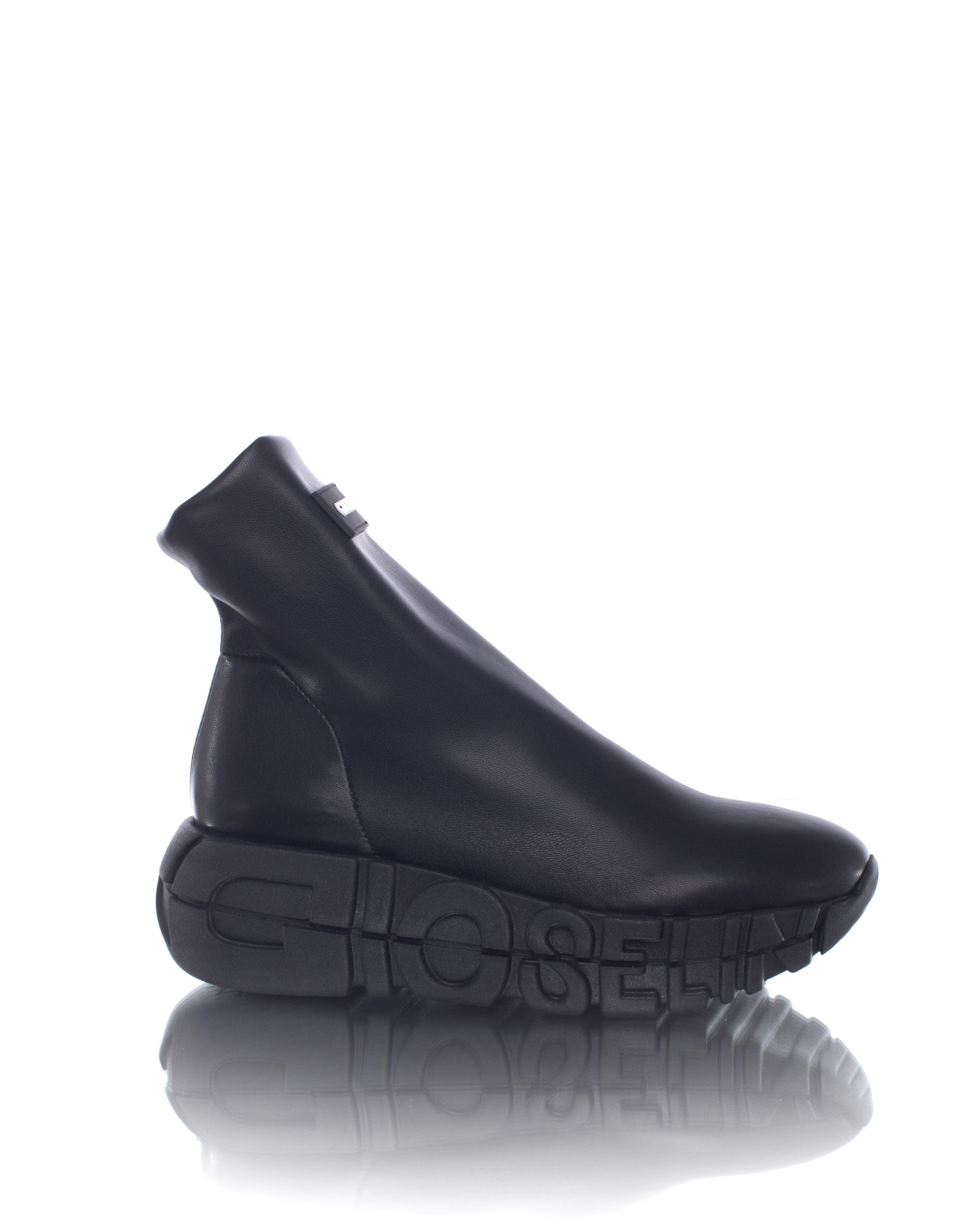 War 5°Anniversary - Gioselin