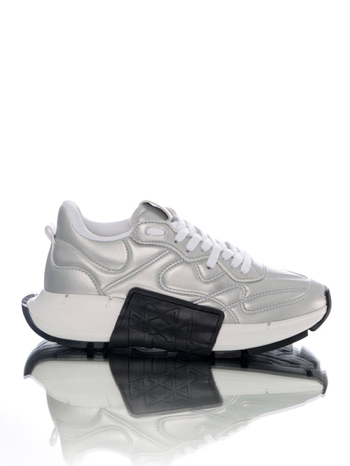 Carica immagine 1 in visualizzazione galleria. Trainer Silver