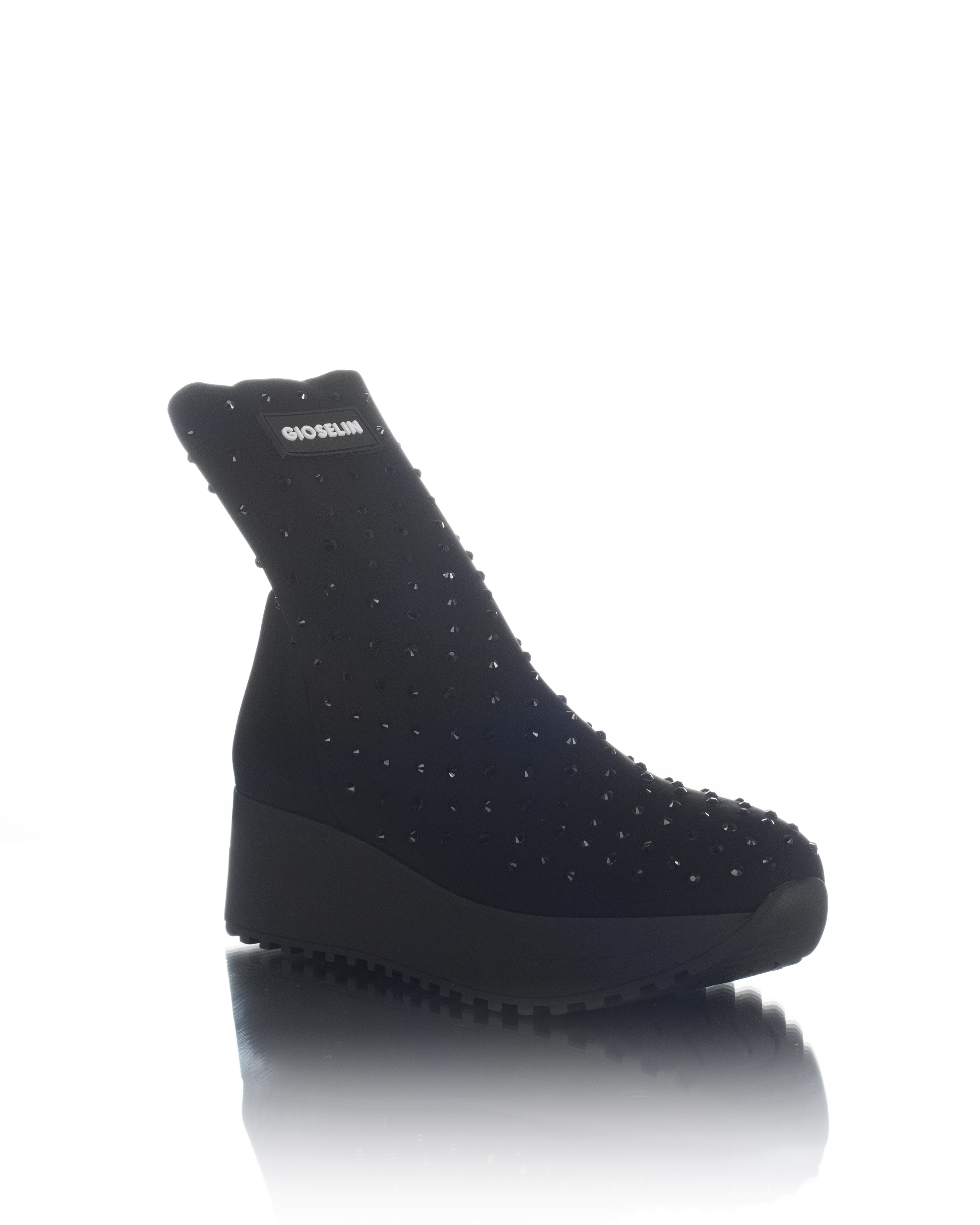 Light Flat Black Diamond