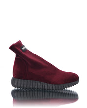 Light Velvet Bordeaux